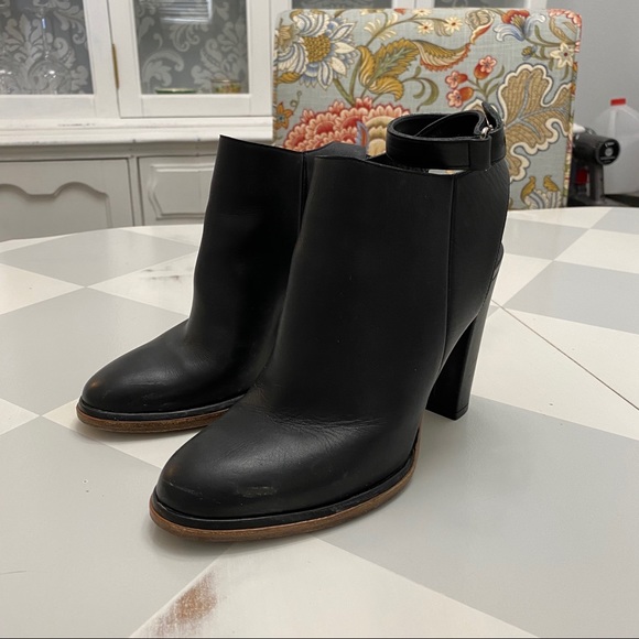 VINCE ‘Joanna’ Black Leather Ankle Boots - Picture 6 of 8